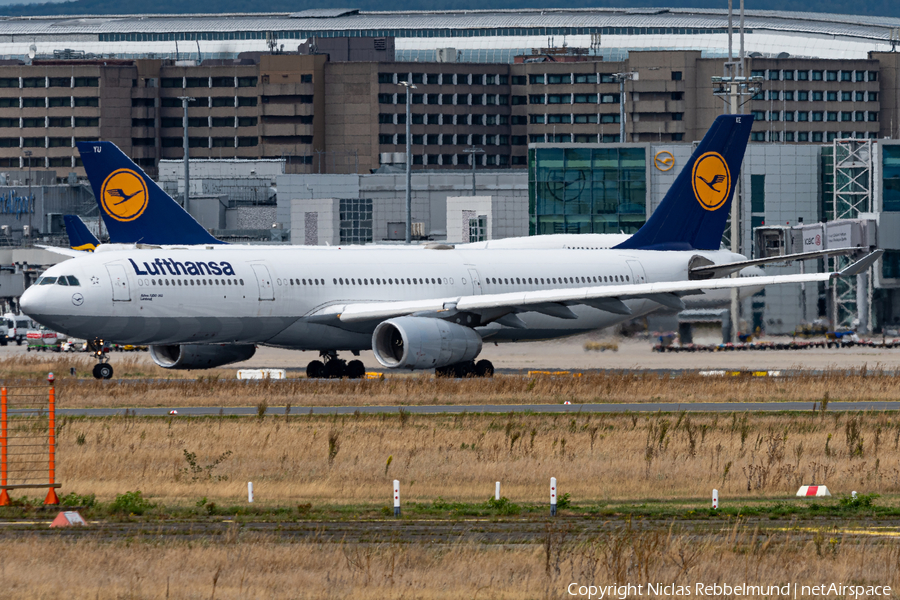 Lufthansa Airbus A330-343X (D-AIKE) | Photo 400423