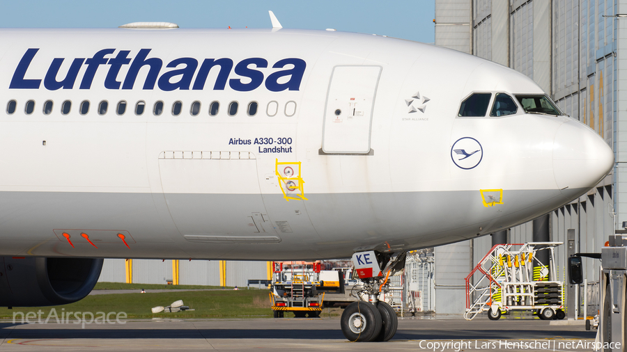 Lufthansa Airbus A330-343X (D-AIKE) | Photo 377990