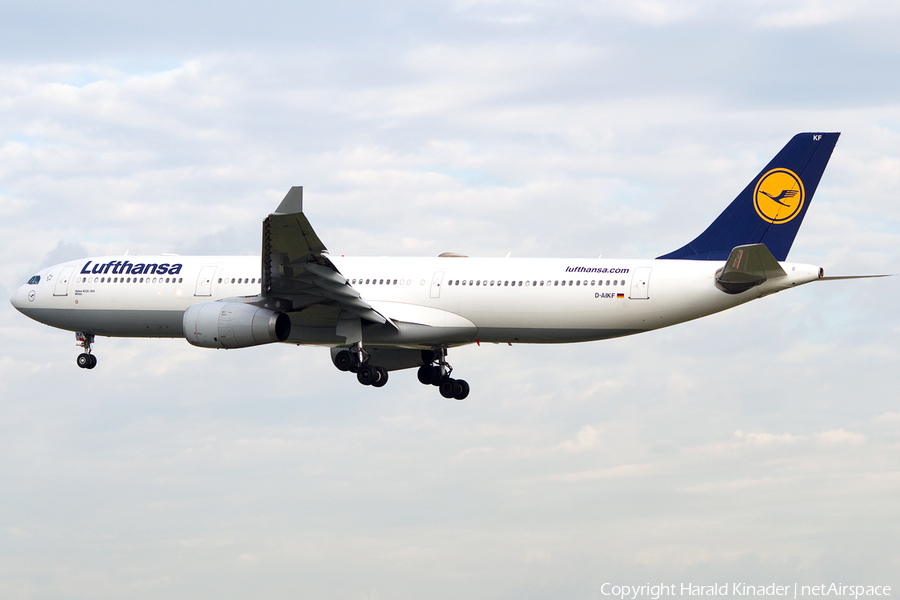 Lufthansa Airbus A330-343X (D-AIKF) | Photo 303217