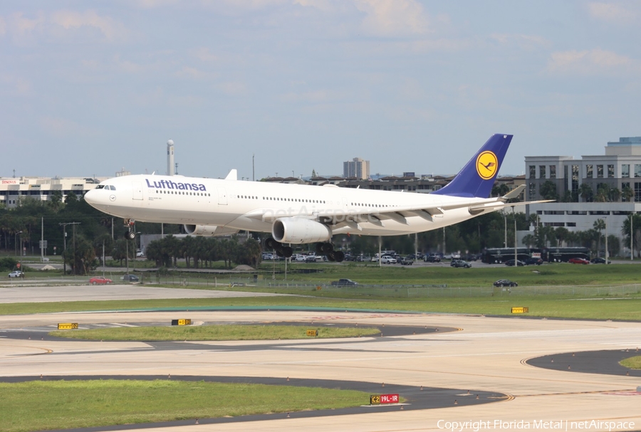 Lufthansa Airbus A330-343X (D-AIKF) | Photo 543060