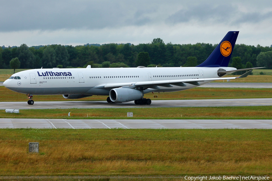 Lufthansa Airbus A330-343X (D-AIKJ) | Photo 173784