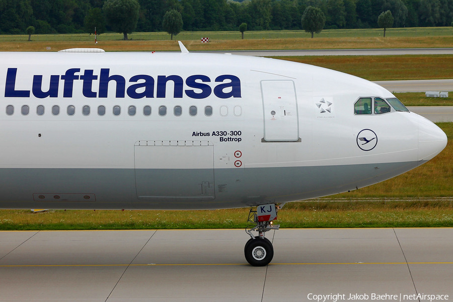 Lufthansa Airbus A330-343X (D-AIKJ) | Photo 176930