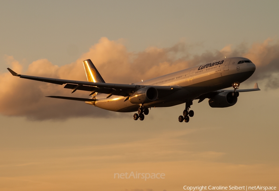 Lufthansa Airbus A330-343X (D-AIKM) | Photo 106186