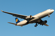 Lufthansa Airbus A330-343 (D-AIKS) at  Newark - Liberty International, United States