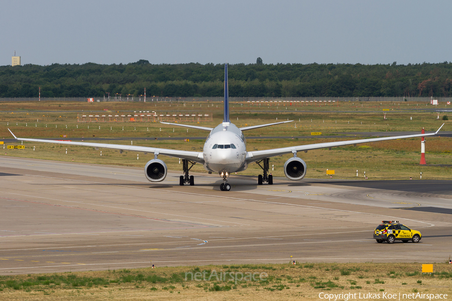 Lufthansa Airbus A330-343 (D-AIKS) | Photo 341448