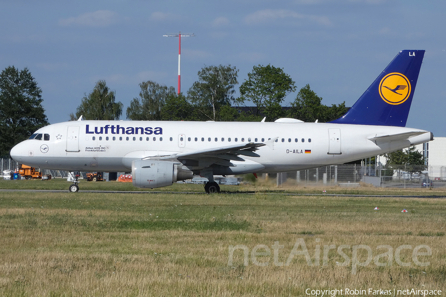 Lufthansa Airbus A319-114 (D-AILA) | Photo 250155