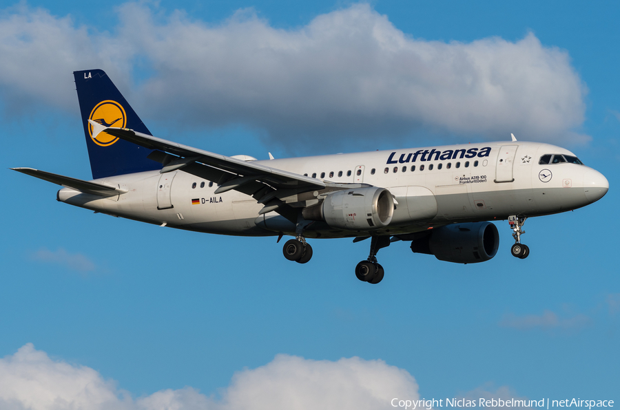 Lufthansa Airbus A319-114 (D-AILA) | Photo 317890