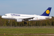 Lufthansa Airbus A319-114 (D-AILA) at  Hamburg - Fuhlsbuettel (Helmut Schmidt), Germany