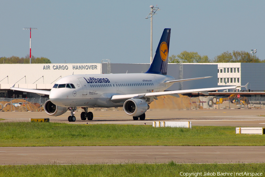 Lufthansa Airbus A319-114 (D-AILB) | Photo 138590