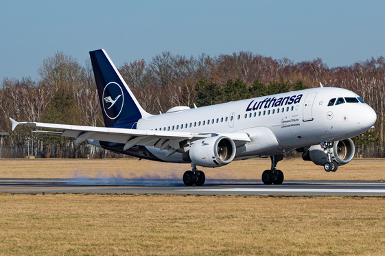 Lufthansa Airbus A319-114 (D-AILB) at  Hamburg - Fuhlsbuettel (Helmut Schmidt), Germany