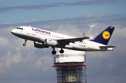 Lufthansa Airbus A319-114 (D-AILC) at  Manchester - International (Ringway), United Kingdom