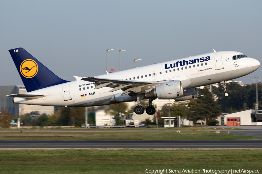 Lufthansa Airbus A319-114 (D-AILH) | Photo 330455