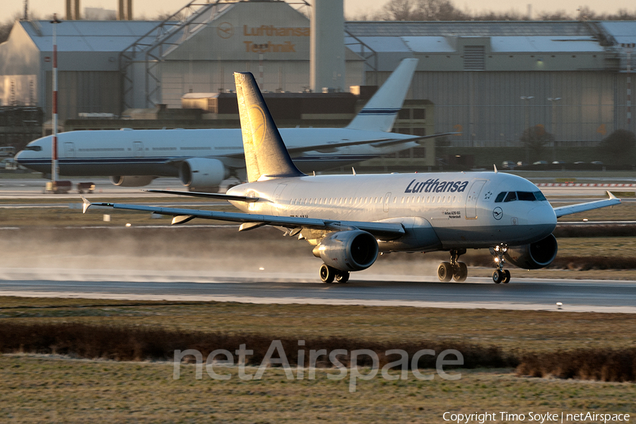 Lufthansa Airbus A319-114 (D-AILH) | Photo 30152