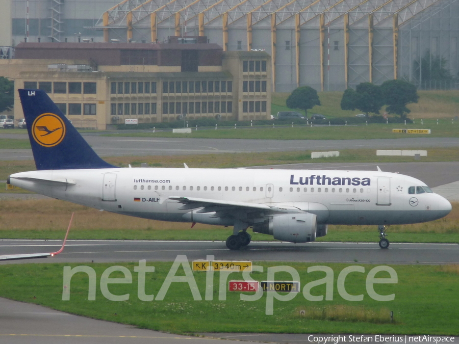 Lufthansa Airbus A319-114 (D-AILH) | Photo 385251