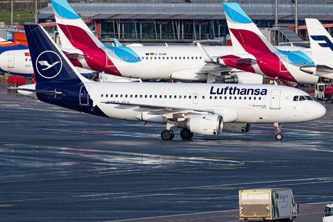 Lufthansa Airbus A319-114 (D-AILH) at  Hamburg - Fuhlsbuettel (Helmut Schmidt), Germany