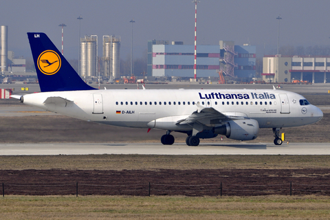 Lufthansa Airbus A319-114 (D-AILH) at  Milan - Malpensa, Italy