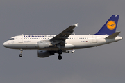 Lufthansa Airbus A319-114 (D-AILH) at  Milan - Malpensa, Italy