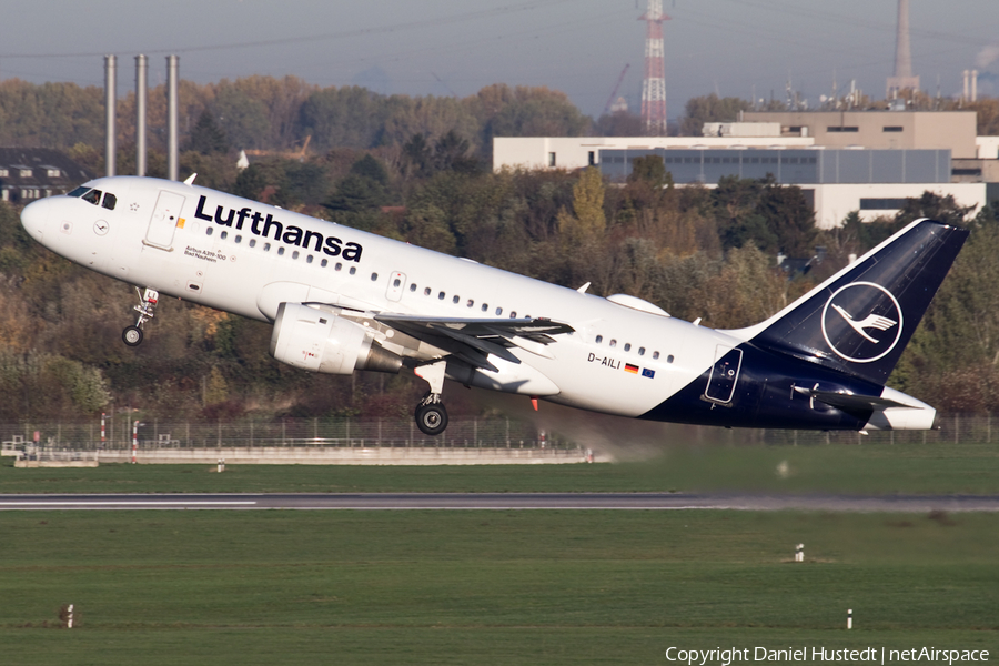 Lufthansa Airbus A319-114 (D-AILI) | Photo 609138