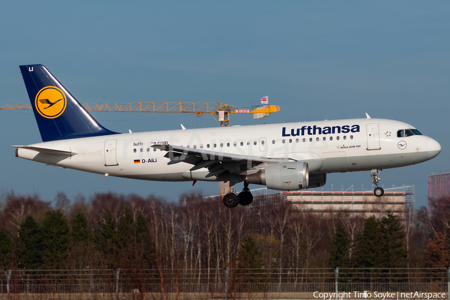 Lufthansa Airbus A319-114 (D-AILI) | Photo 109171