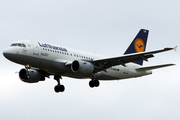 Lufthansa Airbus A319-114 (D-AILM) at  Copenhagen - Kastrup, Denmark