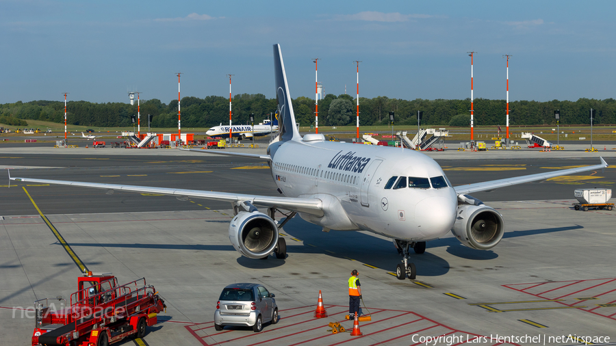 Lufthansa Airbus A319-114 (D-AILM) | Photo 525236