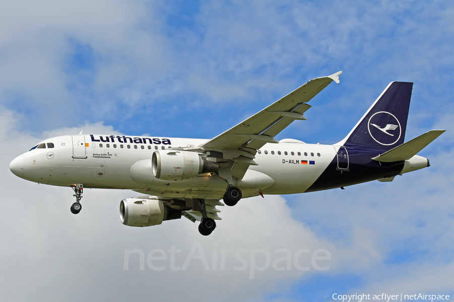 Lufthansa Airbus A319-114 (D-AILM) | Photo 526427