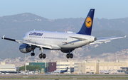 Lufthansa Airbus A319-114 (D-AILP) at  Barcelona - El Prat, Spain