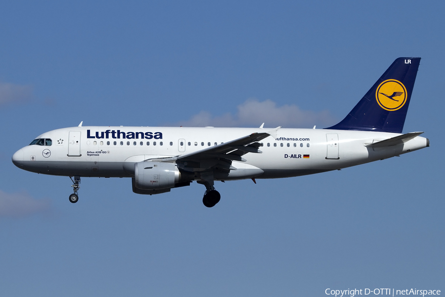 Lufthansa Airbus A319-114 (D-AILR) | Photo 405219