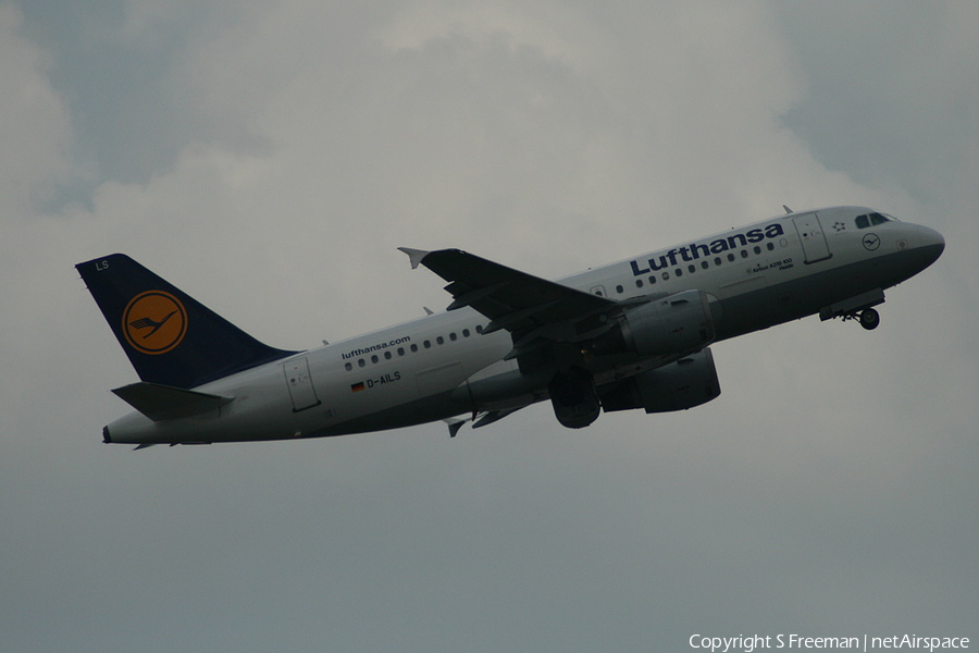 Lufthansa Airbus A319-114 (D-AILS) | Photo 48019