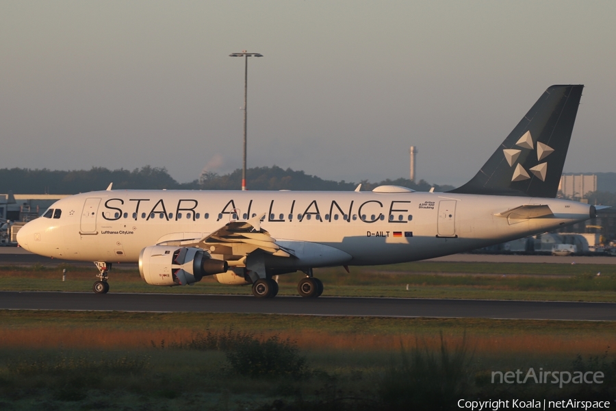 Lufthansa Airbus A319-114 (D-AILT) | Photo 565116