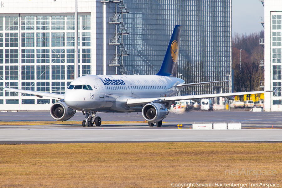 Lufthansa Airbus A319-114 (D-AILT) | Photo 210700