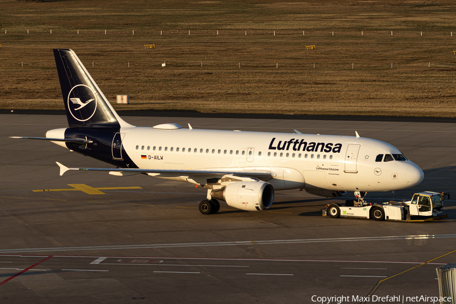 Lufthansa Airbus A319-114 (D-AILW) | Photo 500301