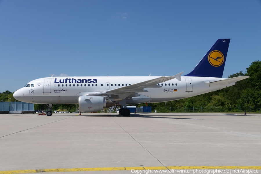 Lufthansa Airbus A319-114 (D-AILX) | Photo 398481