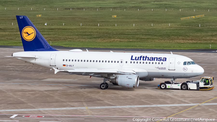 Lufthansa Airbus A319-114 (D-AILY) | Photo 439065