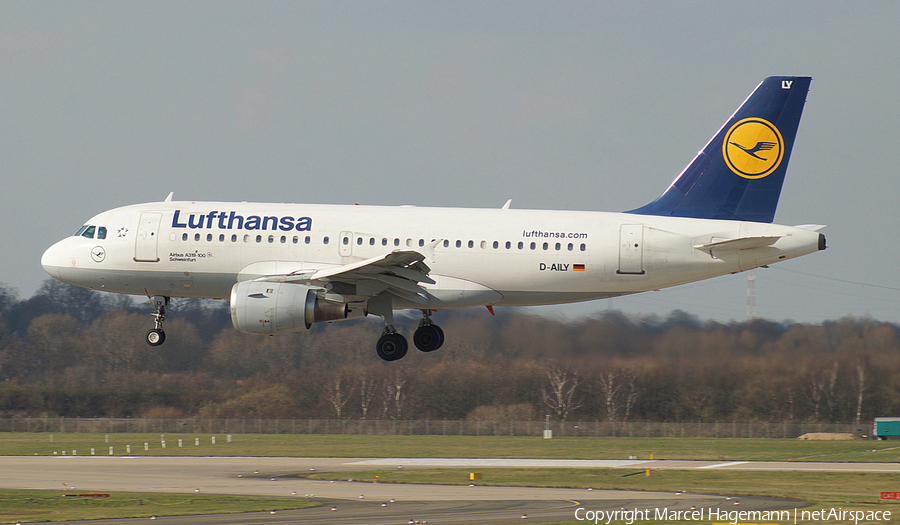 Lufthansa Airbus A319-114 (D-AILY) | Photo 103633