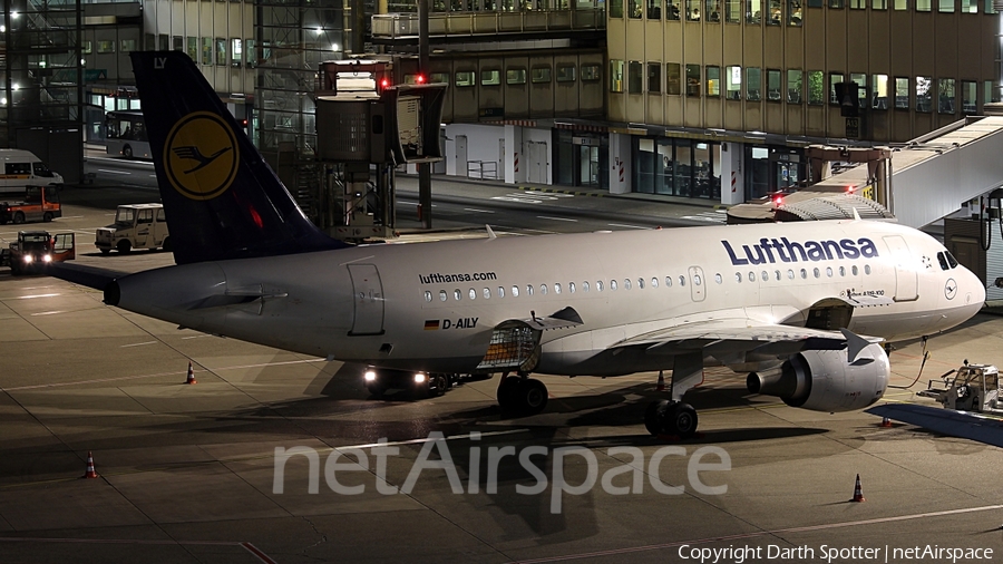 Lufthansa Airbus A319-114 (D-AILY) | Photo 209526