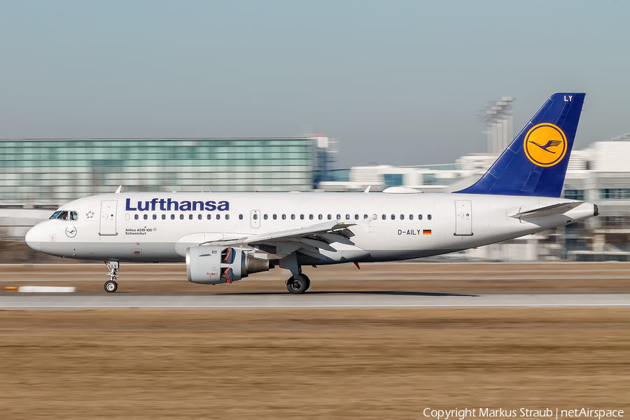 Lufthansa Airbus A319-114 (D-AILY) | Photo 309104