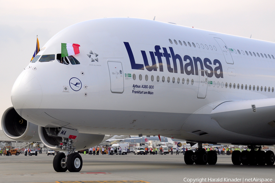 Lufthansa Airbus A380-841 (D-AIMA) | Photo 309737