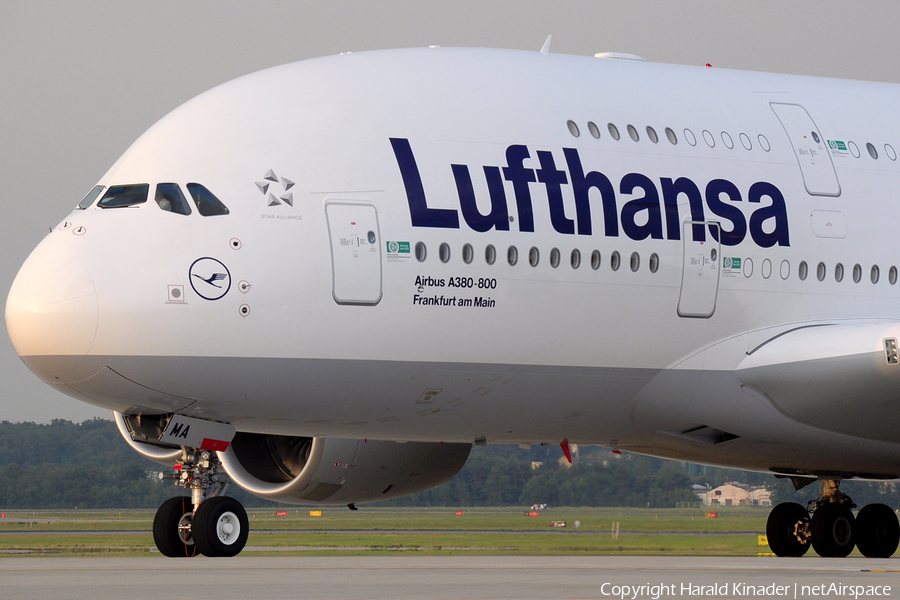 Lufthansa Airbus A380-841 (D-AIMA) | Photo 309743