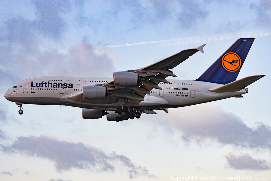 Lufthansa Airbus A380-841 (D-AIMB) | Photo 452102