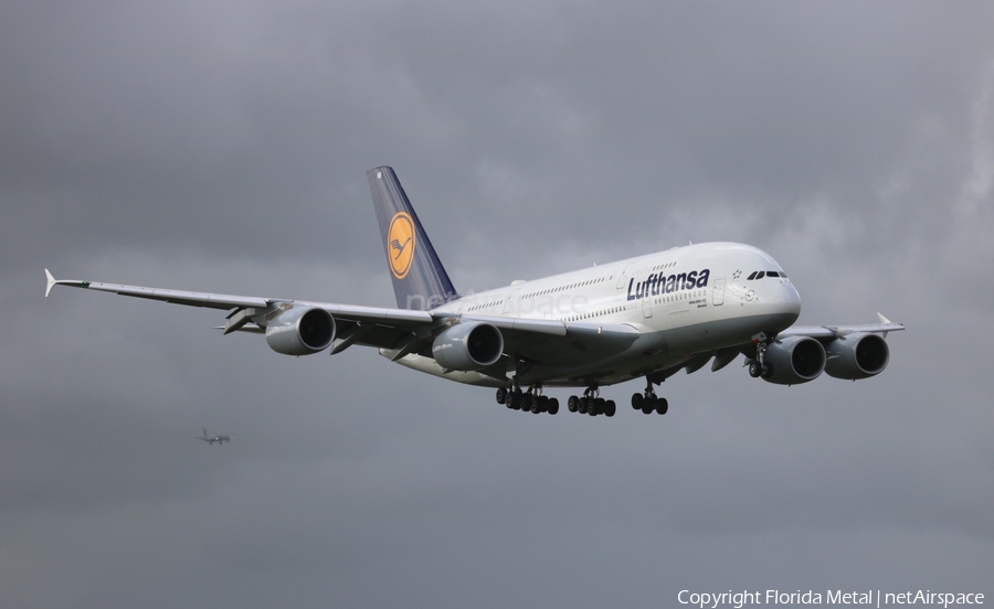 Lufthansa Airbus A380-841 (D-AIMB) | Photo 607033