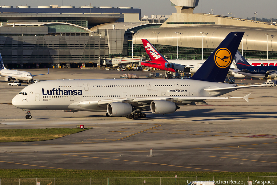 Lufthansa Airbus A380-841 (D-AIMC) | Photo 39842