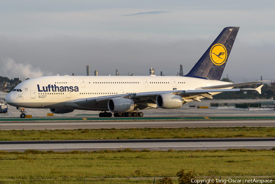 Lufthansa Airbus A380-841 (D-AIME) | Photo 390993