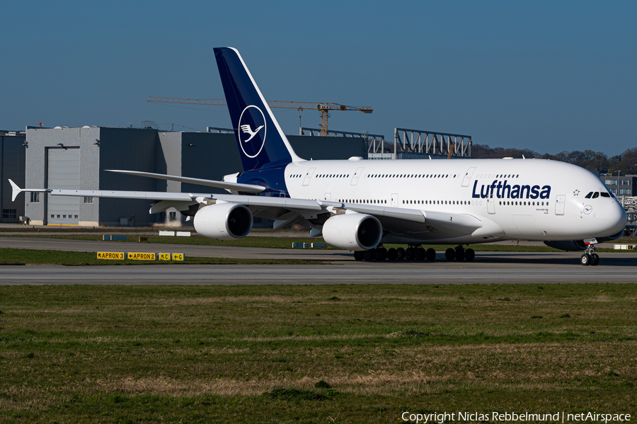 Lufthansa Airbus A380-841 (D-AIMF) | Photo 381457