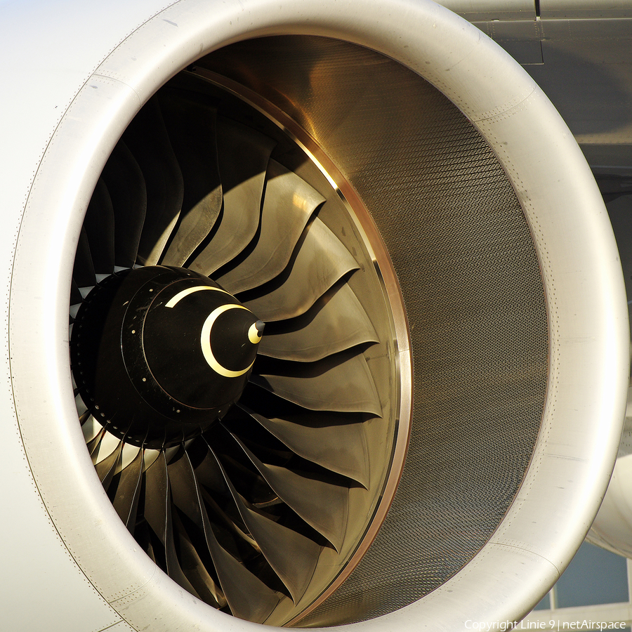 Lufthansa Airbus A380-841 (D-AIMH) | Photo 76443