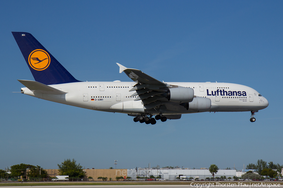 Lufthansa Airbus A380-841 (D-AIMH) | Photo 133989
