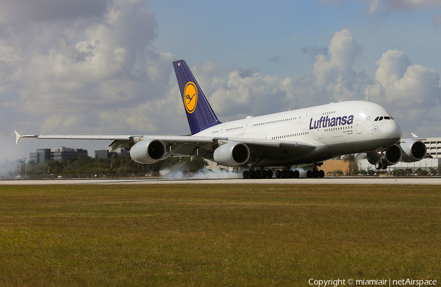 Lufthansa Airbus A380-841 (D-AIMH) | Photo 219436