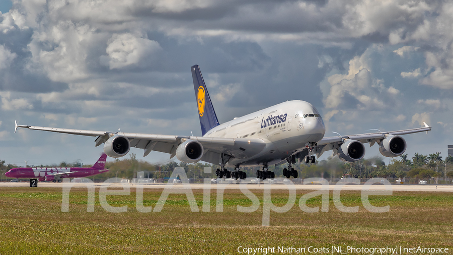Lufthansa Airbus A380-841 (D-AIMH) | Photo 261259