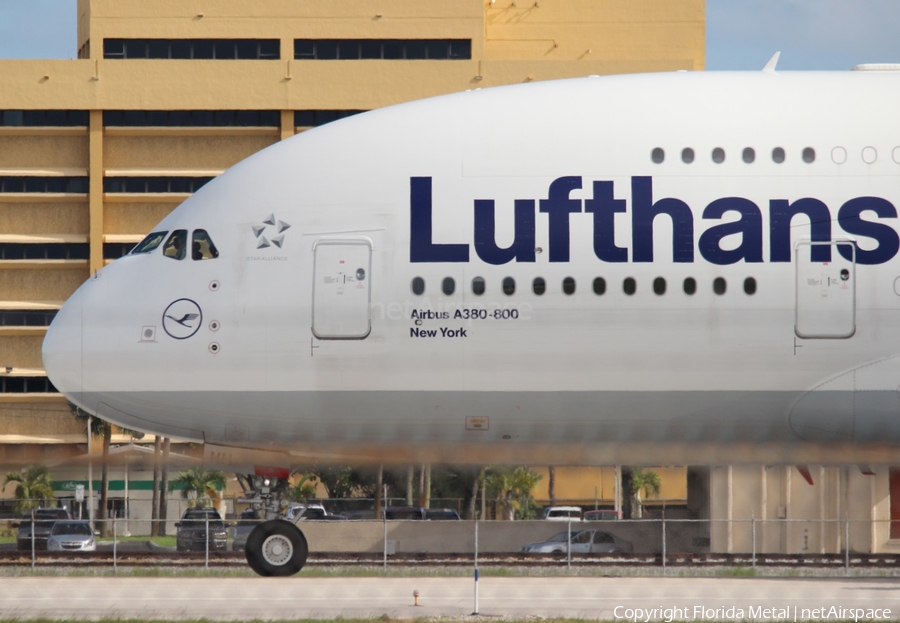 Lufthansa Airbus A380-841 (D-AIMH) | Photo 576258