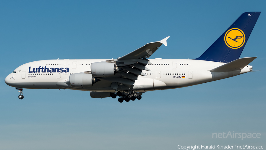 Lufthansa Airbus A380-841 (D-AIMJ) | Photo 358297